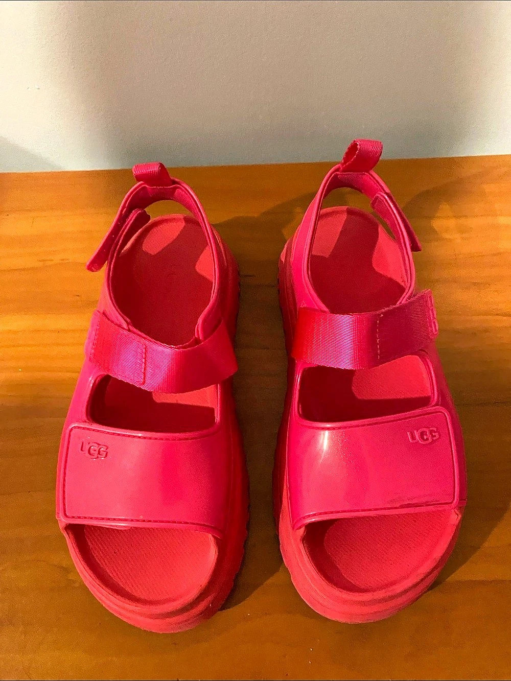 UGG Goldenglow Sandal Pink Sport Sandals